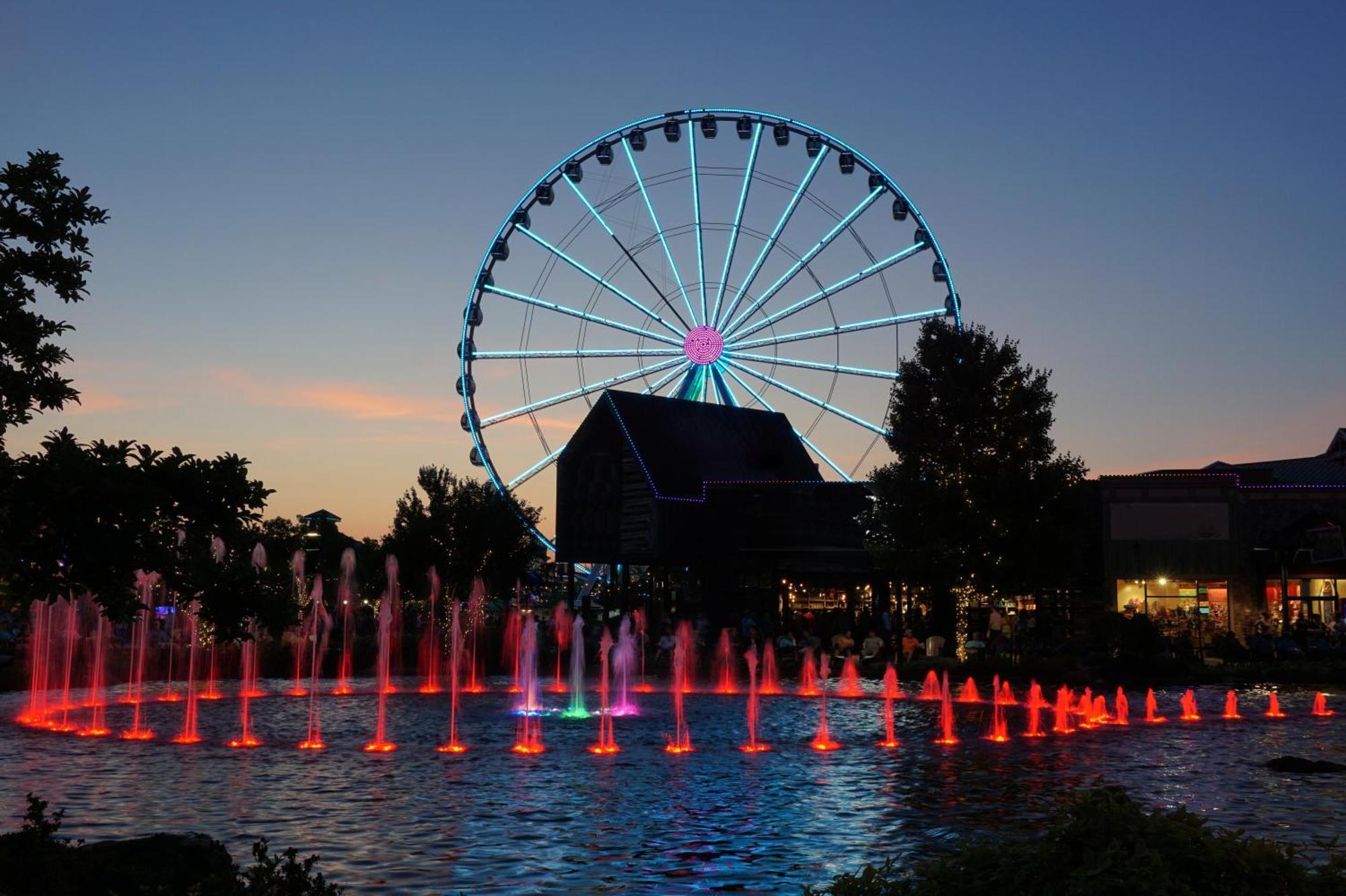 Majestic View Lodge, Amazing Views, Hot Tub, 1089 Free Tickets Each Paid Day, Dollywood And More Gatlinburg Buitenkant foto