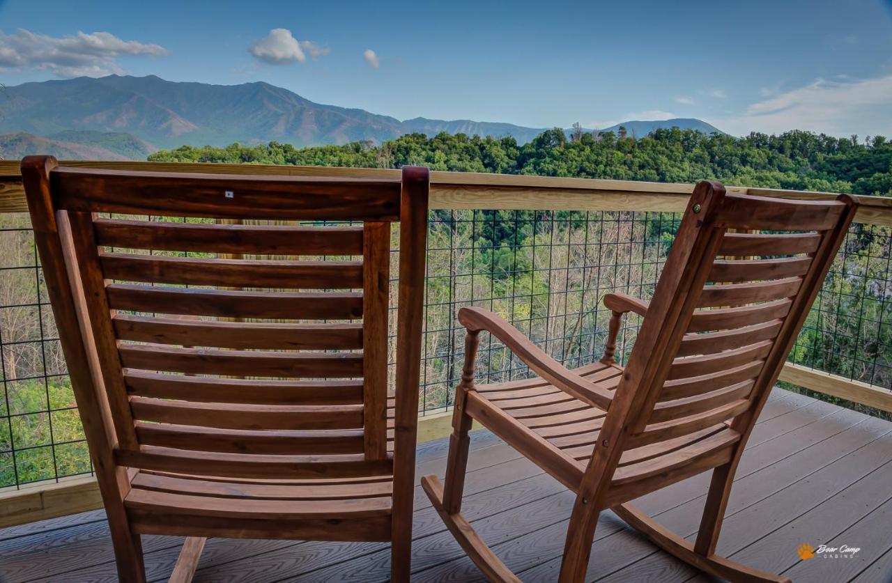 Majestic View Lodge, Amazing Views, Hot Tub, 1089 Free Tickets Each Paid Day, Dollywood And More Gatlinburg Buitenkant foto