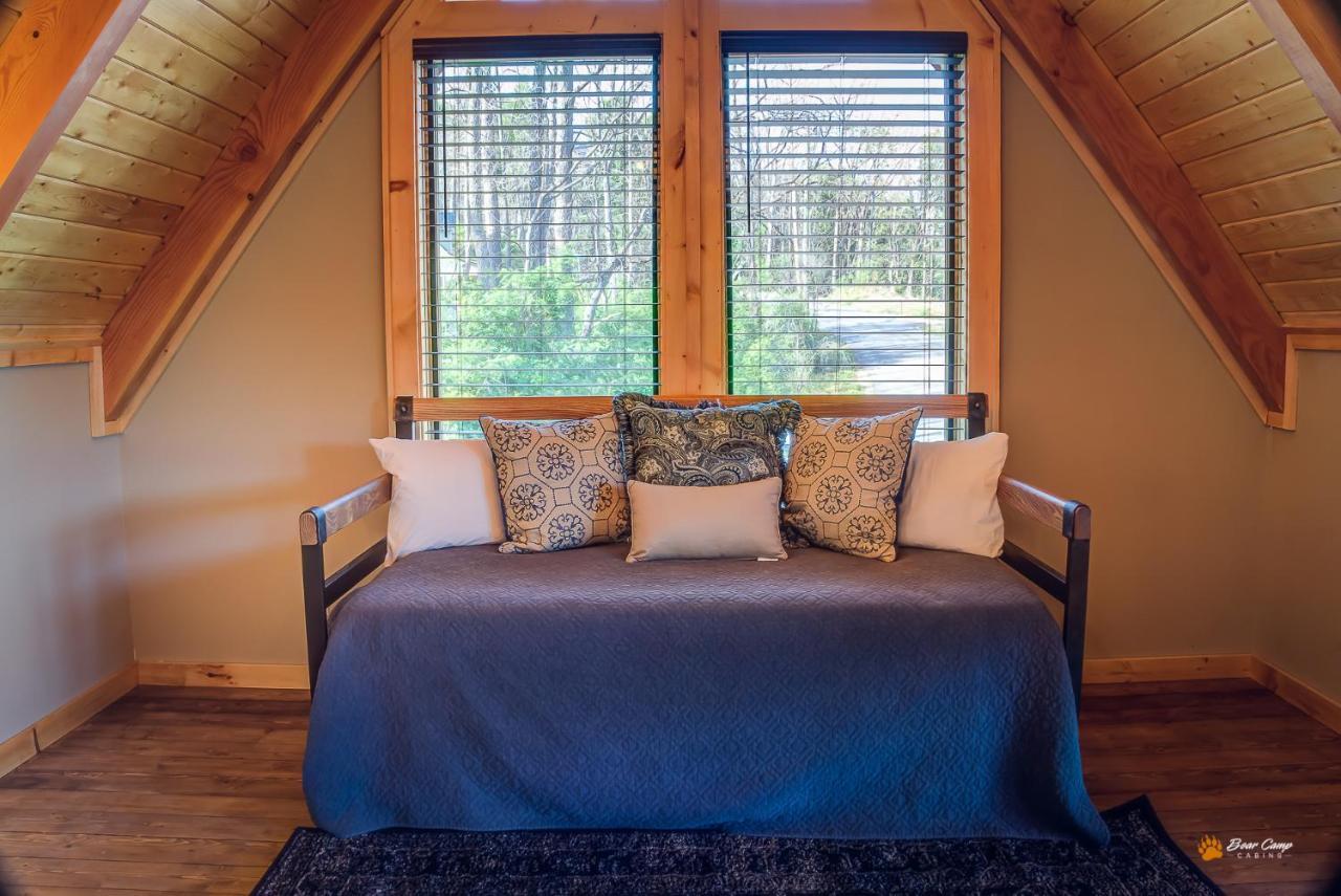 Majestic View Lodge, Amazing Views, Hot Tub, 1089 Free Tickets Each Paid Day, Dollywood And More Gatlinburg Buitenkant foto