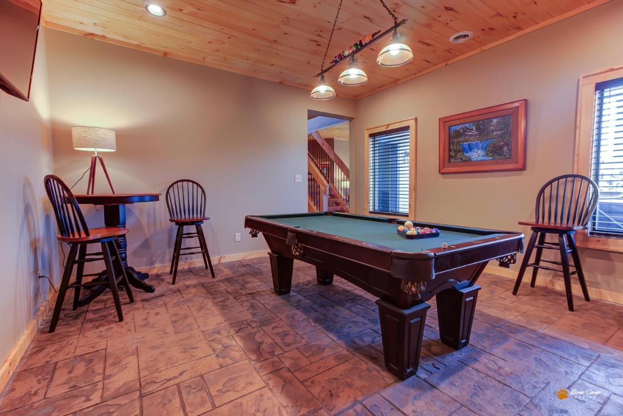 Majestic View Lodge, Amazing Views, Hot Tub, 1089 Free Tickets Each Paid Day, Dollywood And More Gatlinburg Buitenkant foto