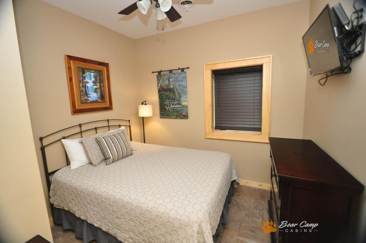 Majestic View Lodge, Amazing Views, Hot Tub, 1089 Free Tickets Each Paid Day, Dollywood And More Gatlinburg Buitenkant foto